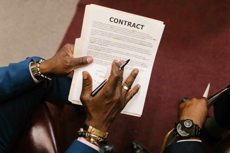 employment lawyer — Employment Lawyer: What They Do & When to Call